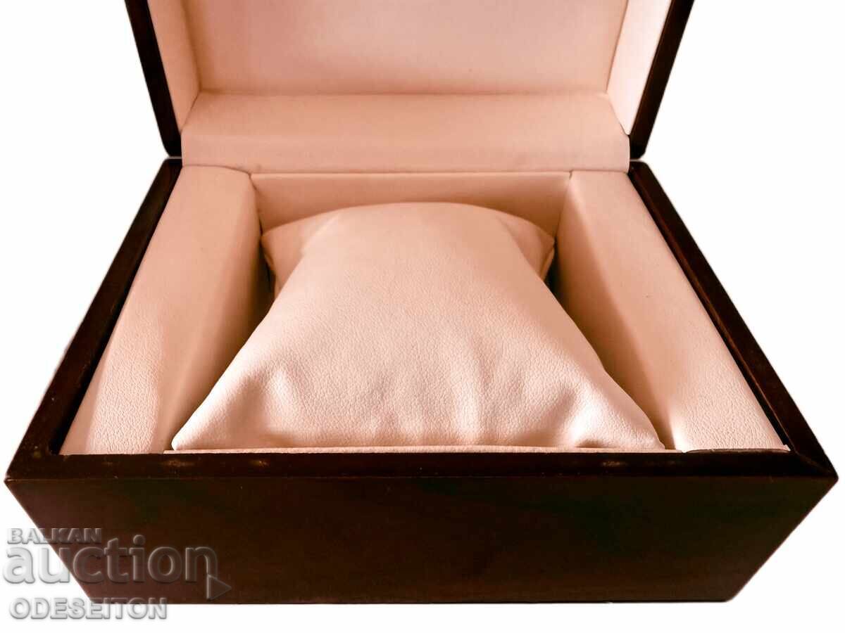 Πολυτελές Ξύλινο Κουτί Δώρου Για Ρολόι Πολυτελές Ξύλινο Κουτί Δώρου Για Ρολόι