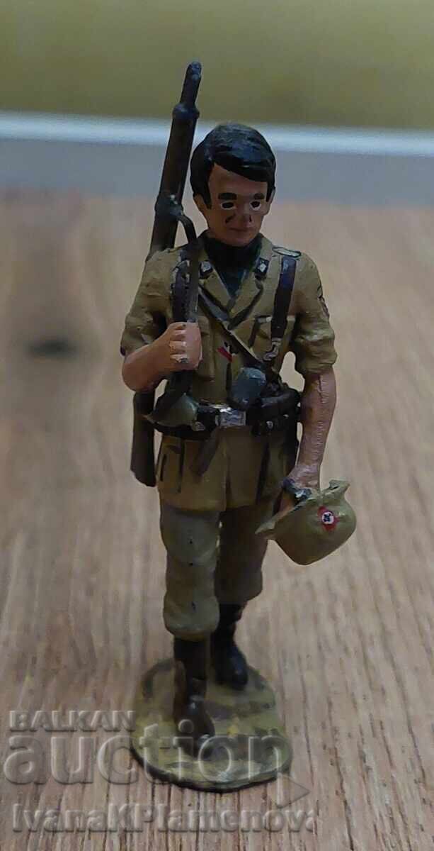 A lead figurine for collectors - 5