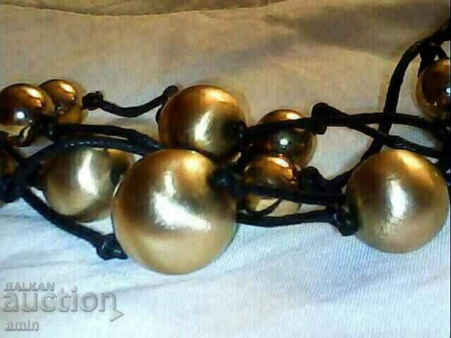 beautiful necklace with gold-plated balls with price € 5.00 | 9.78 BGN beautiful necklace with gold-plated balls with price € 5.00 | 9.78 BGN