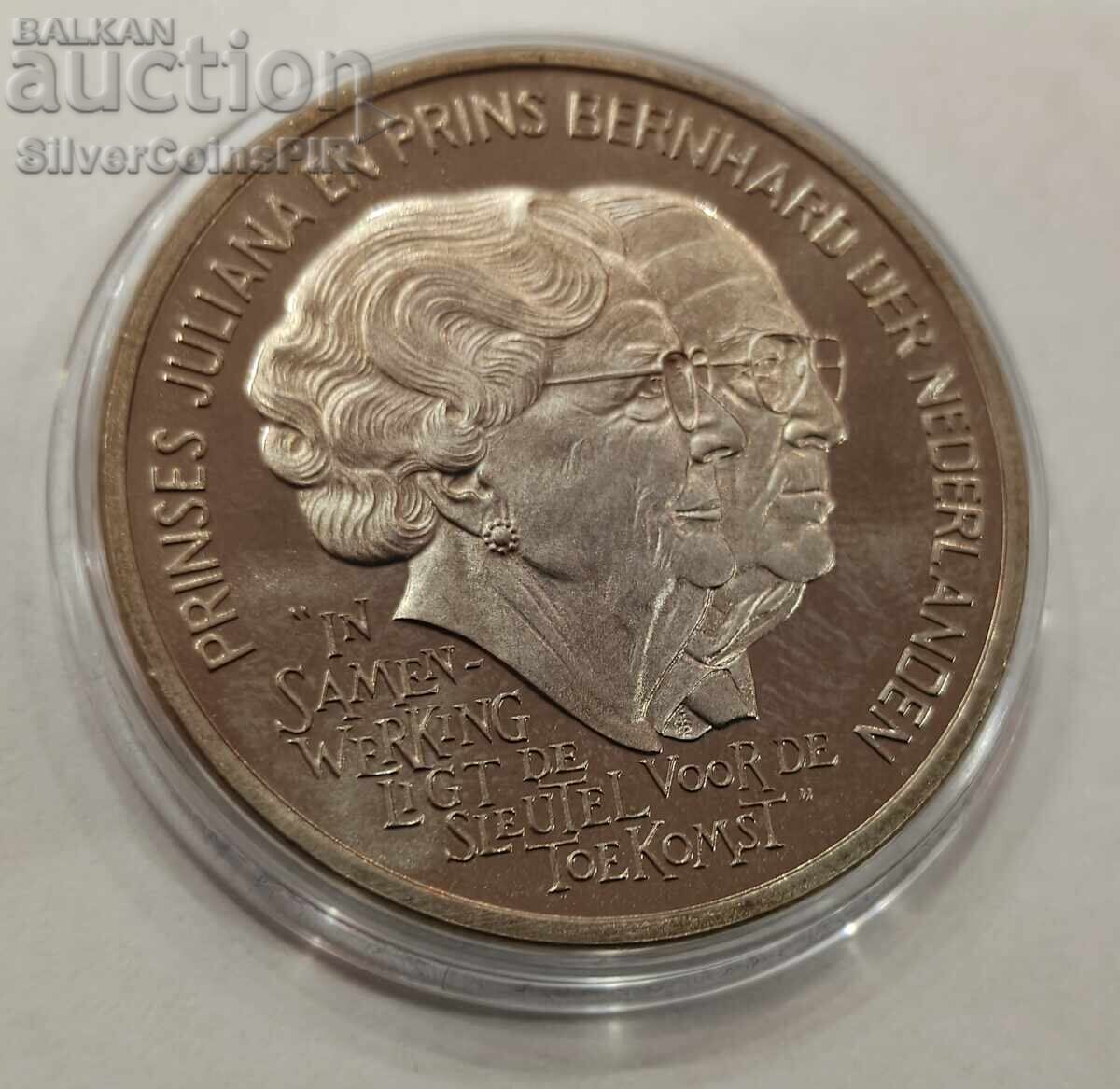 МЕД 2.5 Екю Джулиана и Берхард 1994 Нидерландия с цена € 2.29 | 4.48 лв. МЕД 2.5 Екю Джулиана и Берхард 1994 Нидерландия с цена € 2.29 | 4.48 лв.