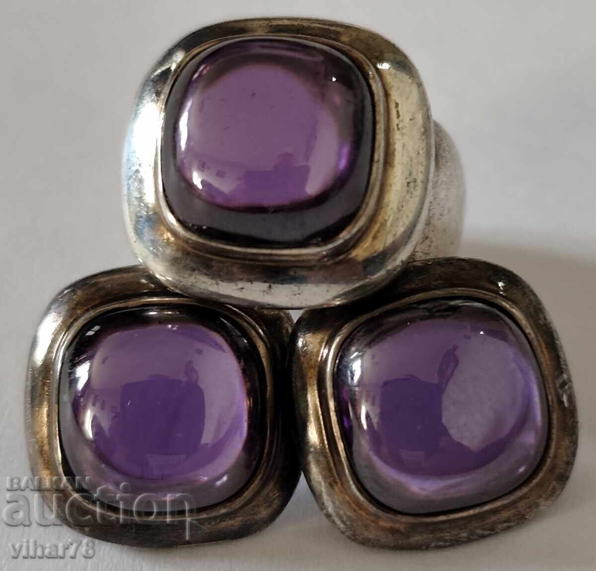 Inel și cercei din argint pentru damă cu ametist Inel și cercei din argint pentru damă cu ametist