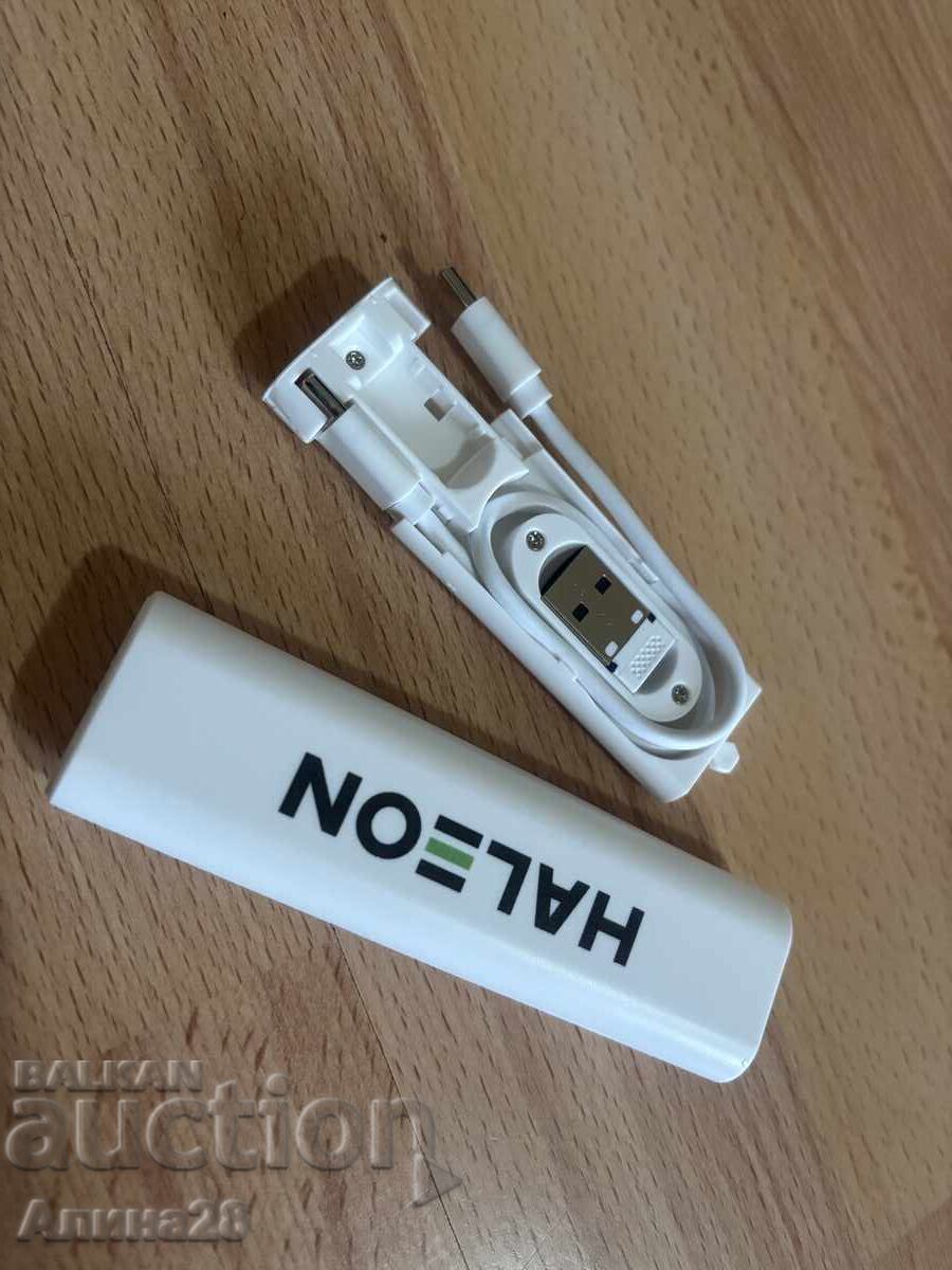 Încărcător portabil, universal cu preț € 2.00 | 3.91 BGN Încărcător portabil, universal cu preț € 2.00 | 3.91 BGN