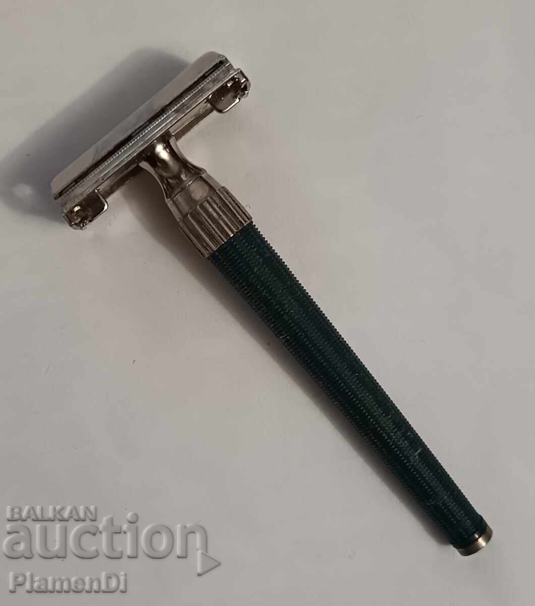 Стара самобръсначка Gillette Slim Twist.