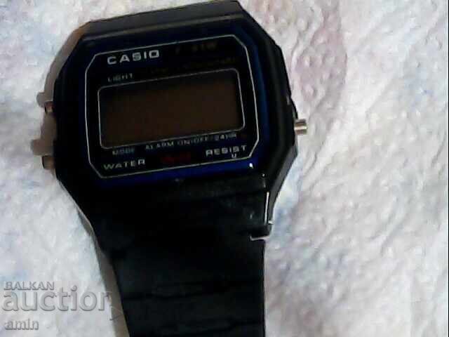 Electronic 4-watches Casio, second hand, don't work, no batteries - 5 Electronic 4-watches Casio, second hand, don't work, no batteries - 5