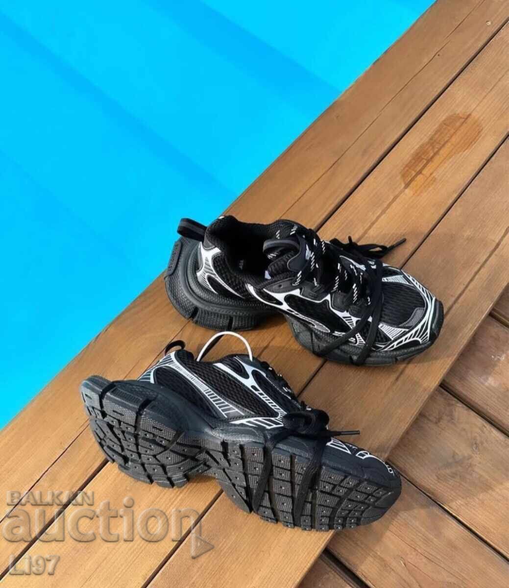 Аукцион Balenciaga 3XL Аукцион Balenciaga 3XL