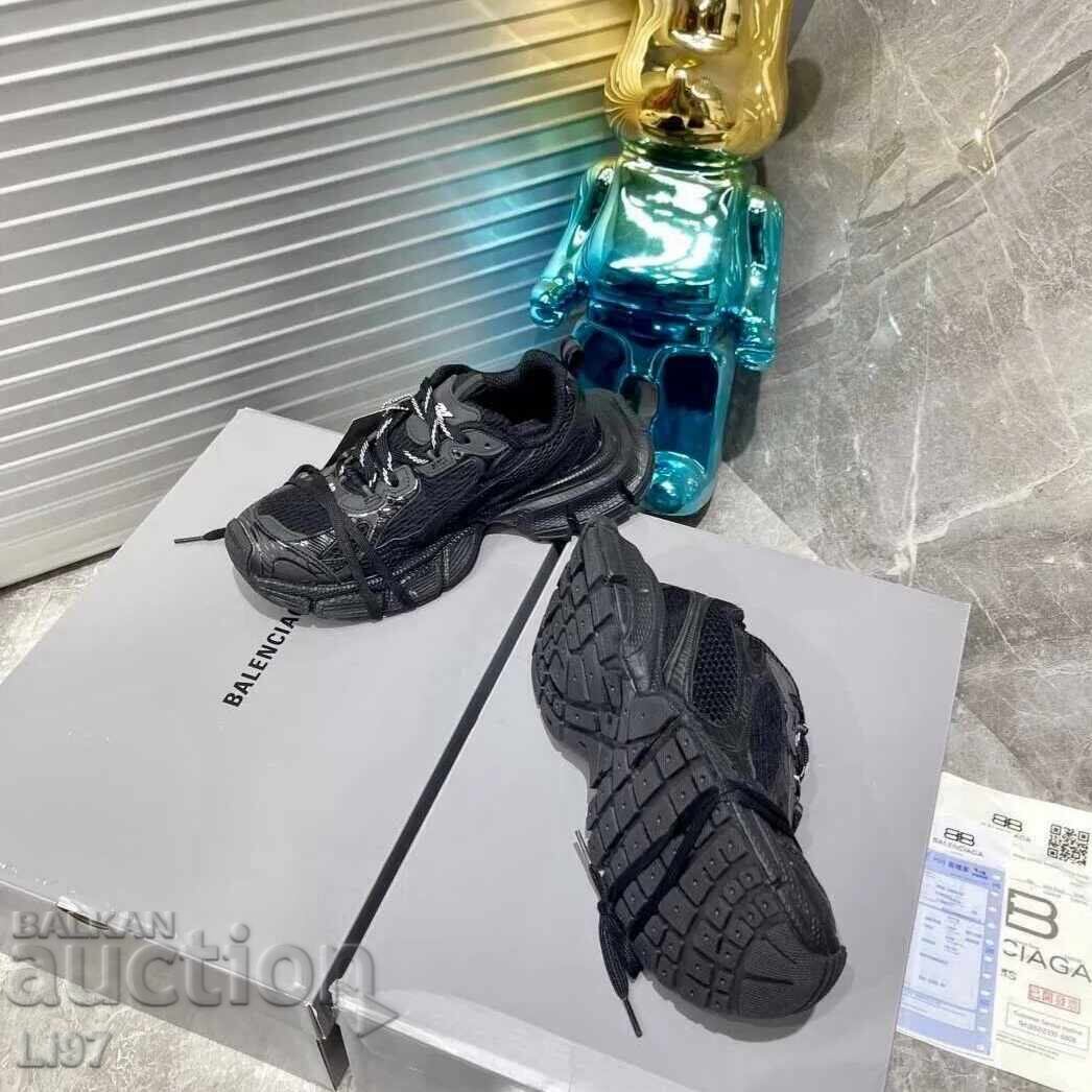 Аукцион Balenciaga 3XL
