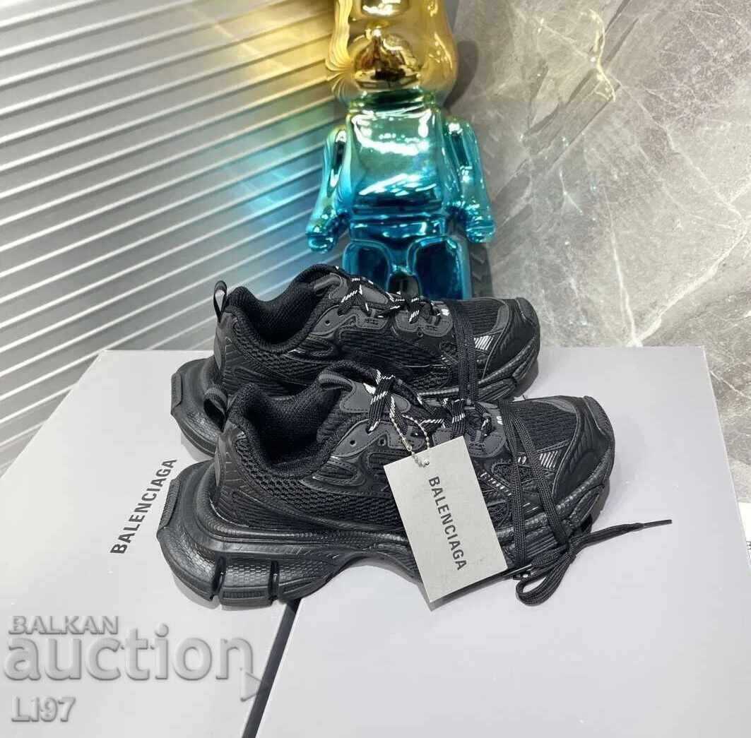 Доставка на Balenciaga 3XL