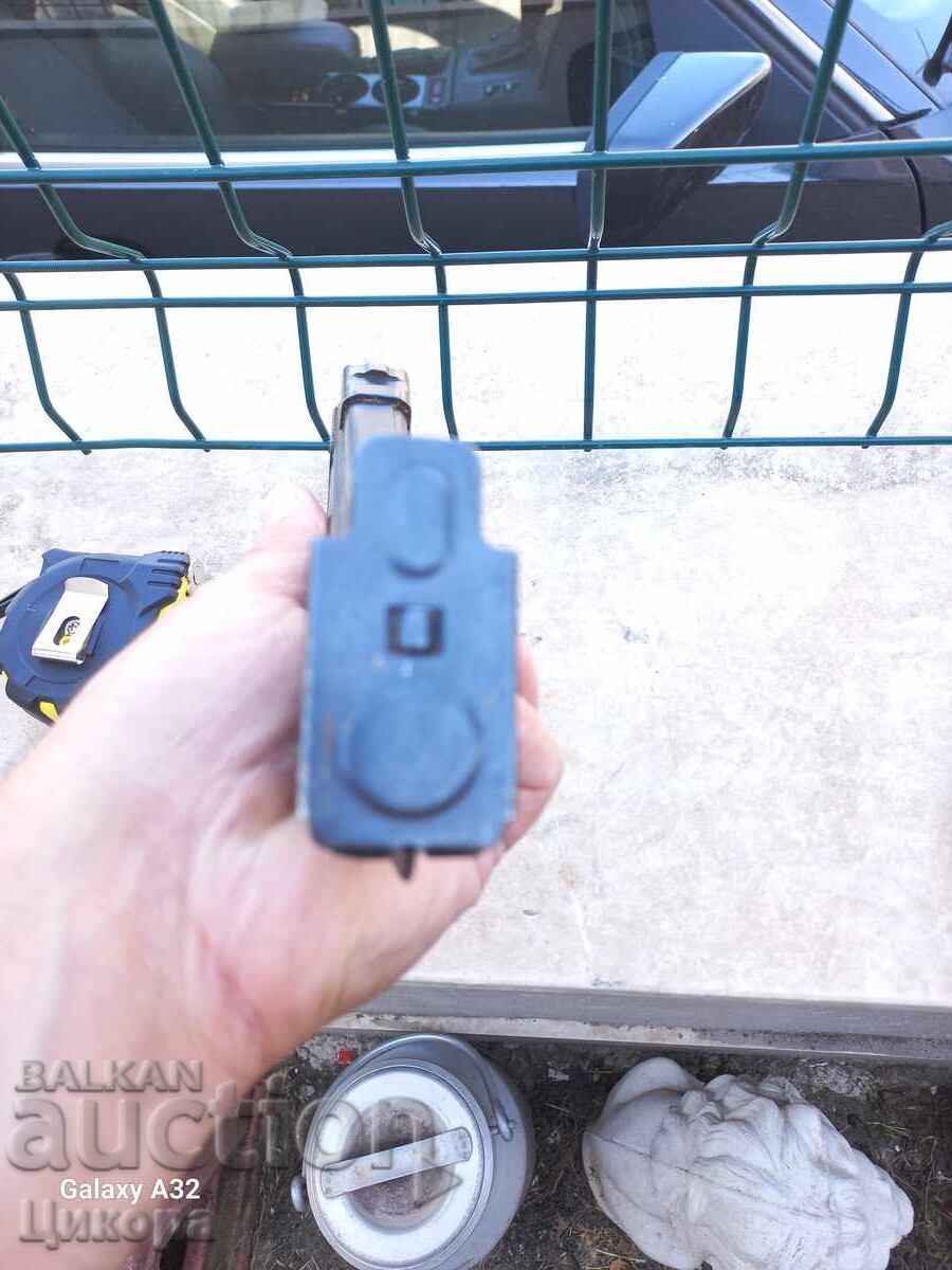 ПЪЛНИТЕЛ ЗА АК - 5 ПЪЛНИТЕЛ ЗА АК - 5