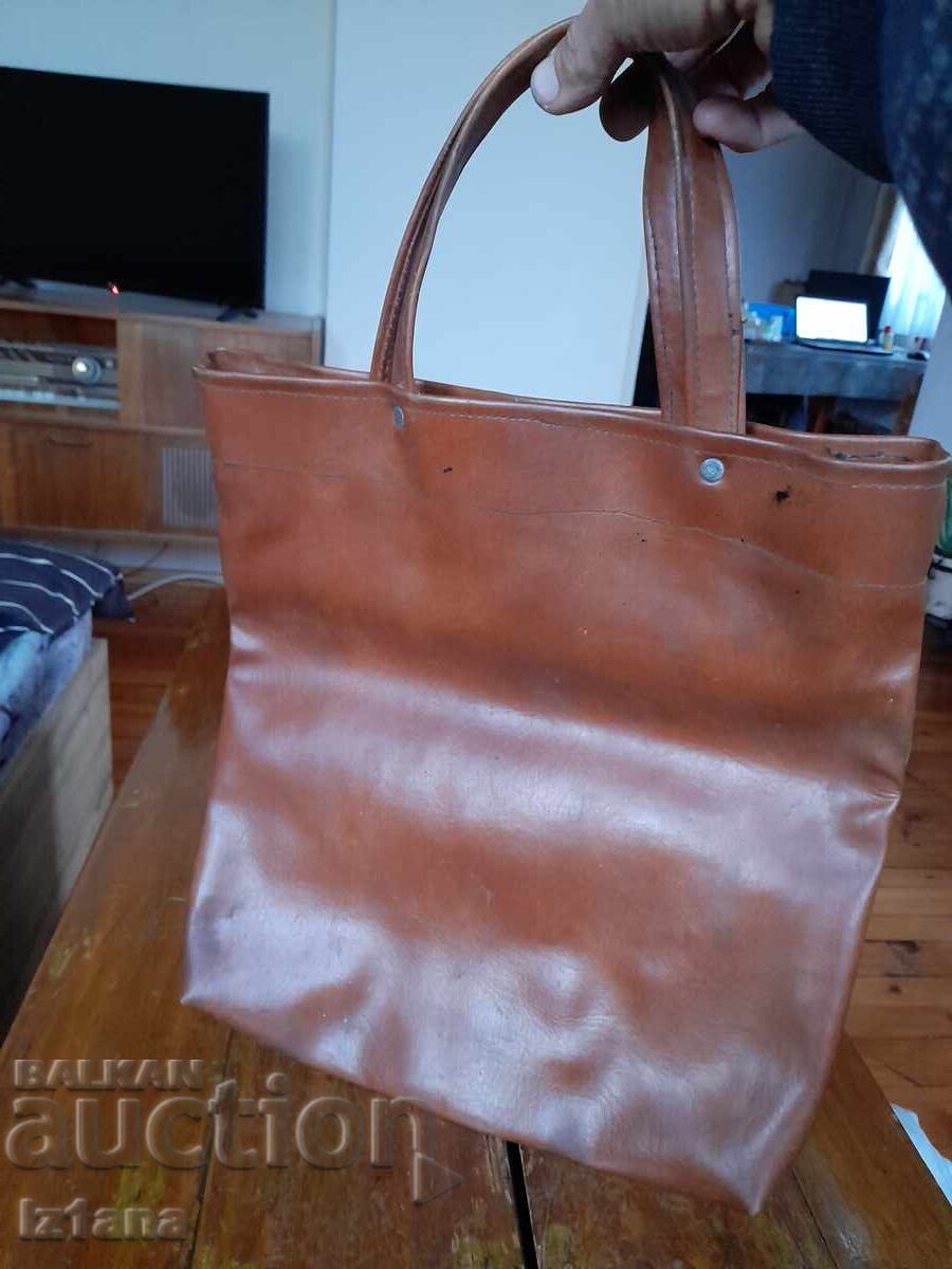 Old shopping leather bag with price € 16.00 | 31.29 BGN