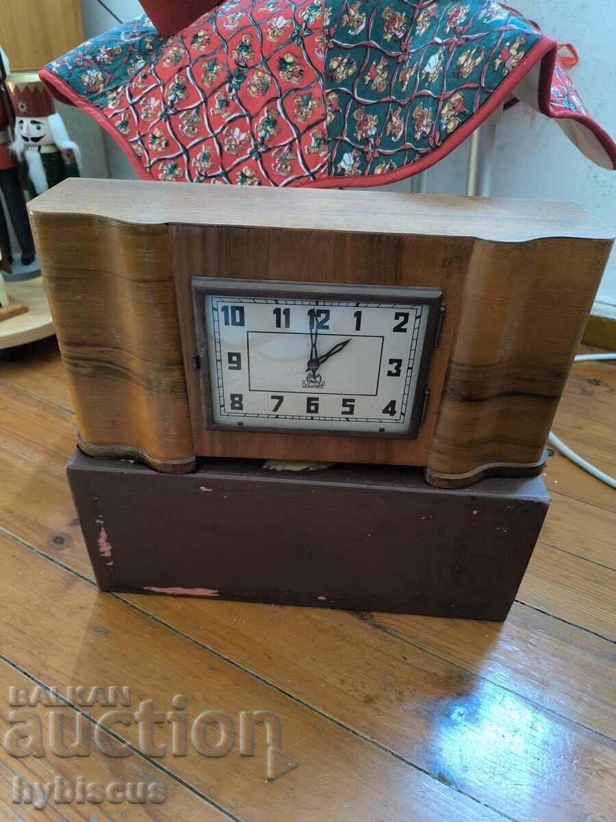 Παλαιό ρολόι Σοβιετικής Ένωσης από το 1958, μάρκα Βλαντιμίρ - 6 Παλαιό ρολόι Σοβιετικής Ένωσης από το 1958, μάρκα Βλαντιμίρ - 6