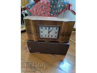 Παλαιό ρολόι Σοβιετικής Ένωσης από το 1958, μάρκα Βλαντιμίρ