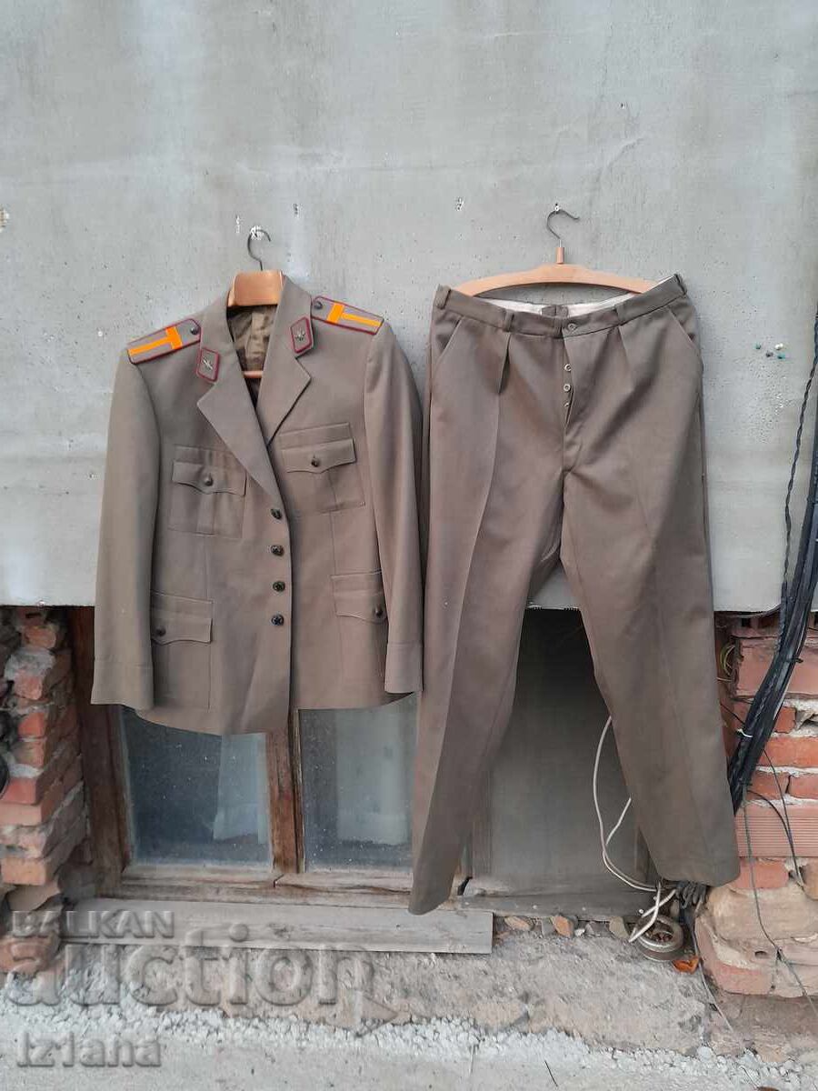 Стара военна униформа