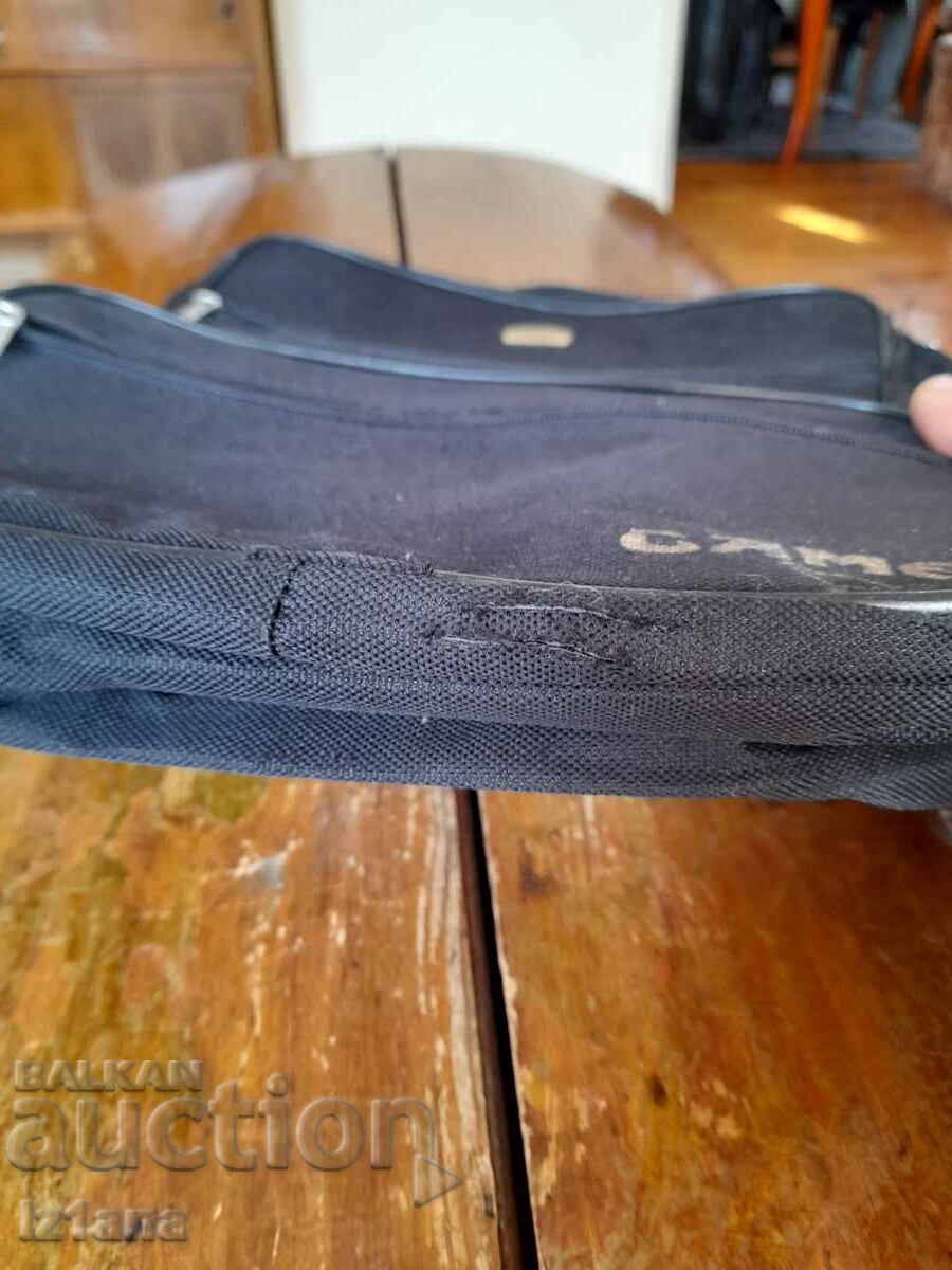 Delivery of Old Camel bag Delivery of Old Camel bag