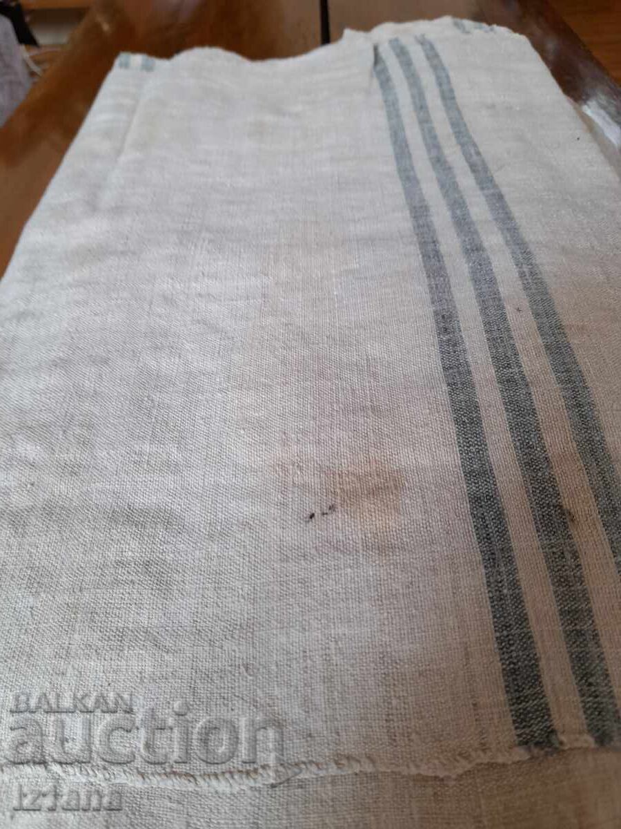 Παλιό ύφασμα, καμβάς με τιμή € 32.00 | 62.59 BGN Παλιό ύφασμα, καμβάς με τιμή € 32.00 | 62.59 BGN