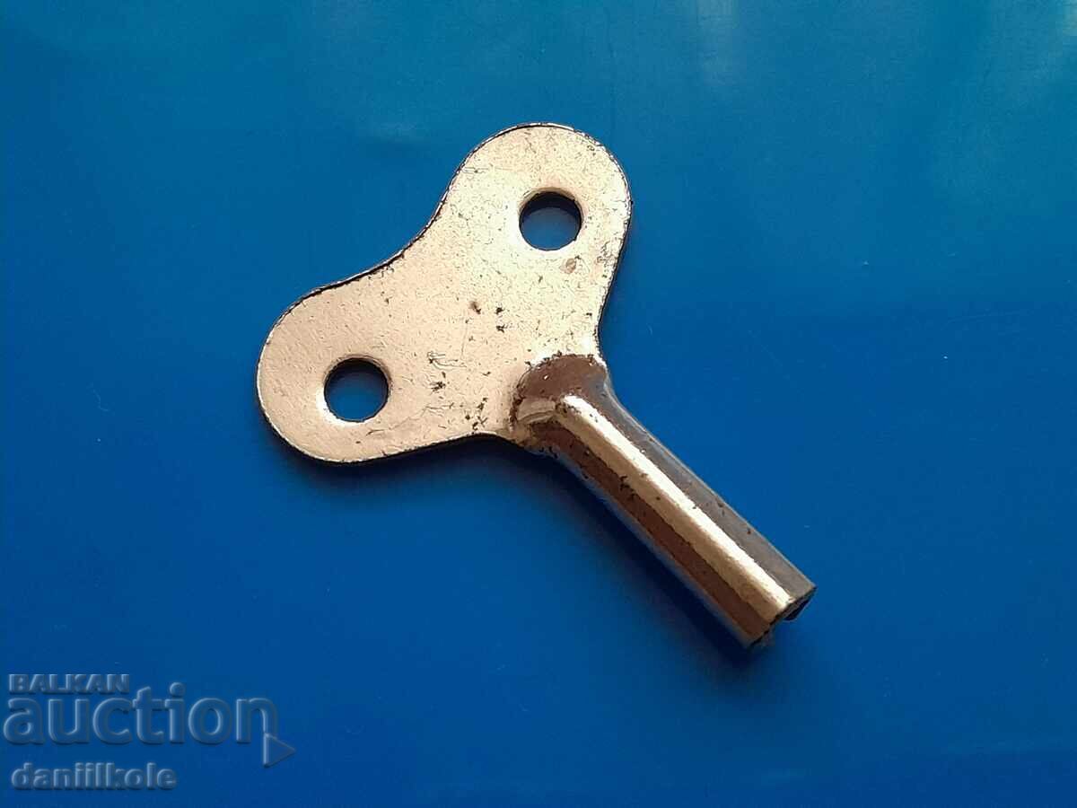Delivery of *$*Y*$* OLD KEY FOR TOYS AND WATCHES - SUPER *$*Y*$* Delivery of *$*Y*$* OLD KEY FOR TOYS AND WATCHES - SUPER *$*Y*$*