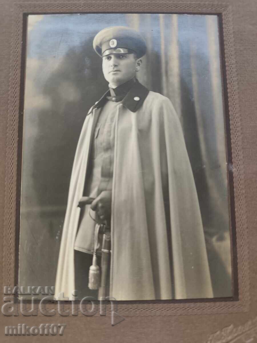 Φωτογραφία από χαρτόνι, αξιωματικός, κάπα, Ποστάλοφ, Τύρνοβο με τιμή € 9.99 | 19.54 BGN Φωτογραφία από χαρτόνι, αξιωματικός, κάπα, Ποστάλοφ, Τύρνοβο με τιμή € 9.99 | 19.54 BGN