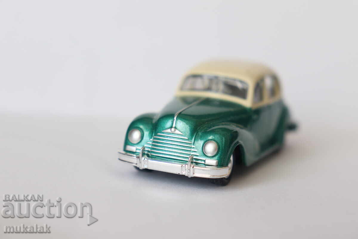 Licitație 1/64 MODEL GRELL COLIȚĂ RETRO MODEL Licitație 1/64 MODEL GRELL COLIȚĂ RETRO MODEL