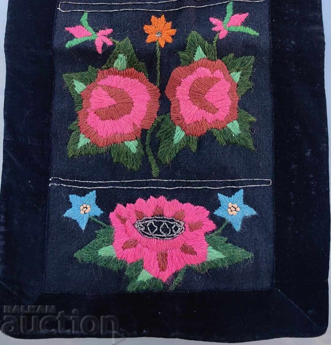 АВТЕНТИЧНА ЖЕНСКА ПРЕСТИЛКА НОСИЯ ПИЩИМАЛ с цена € 14.83 | 29.00 лв.