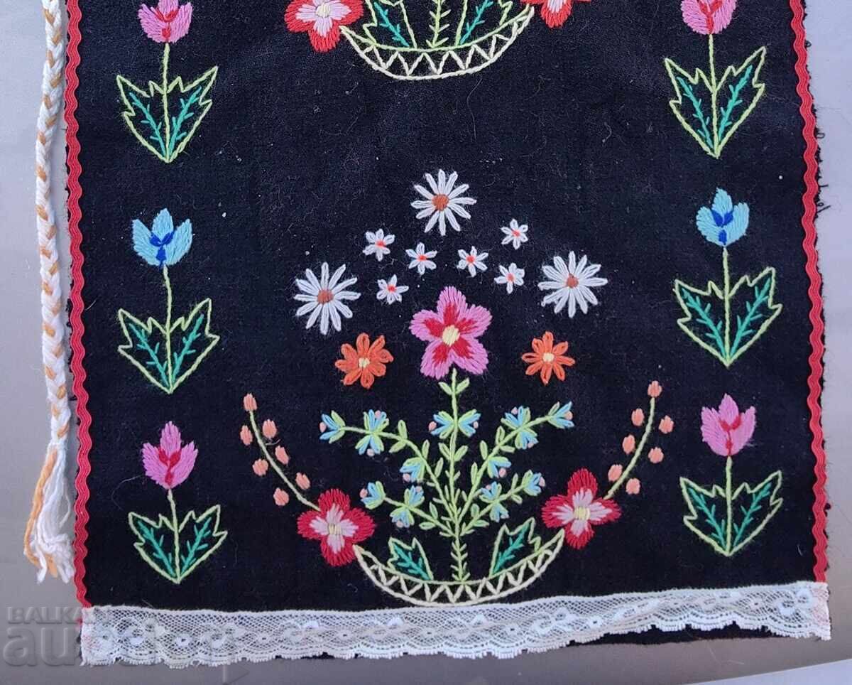 AUTHENTIC WOMAN'S APRON NATIONAL COSTUME PISHIMAL with price € 14.83 | 29.00 BGN