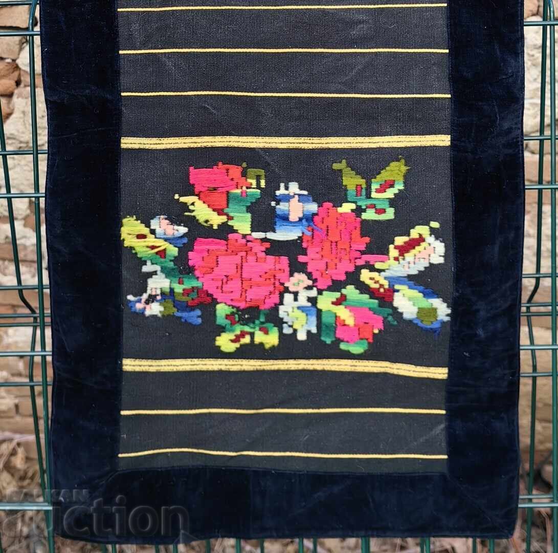 PRESTILĂ FEMEIEASCĂ AUTENTICĂ COSTUM POPULAR PIȘIMAL cu preț € 14.83 | 29.00 BGN