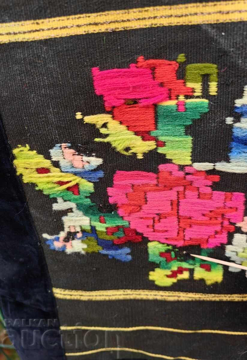 Licitație PRESTILĂ FEMEIEASCĂ AUTENTICĂ COSTUM POPULAR PIȘIMAL