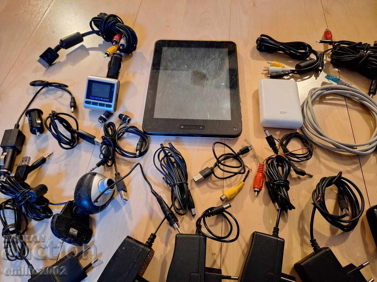 Разни кабели захр. и др. с цена € 7.50 | 14.67 лв. Разни кабели захр. и др. с цена € 7.50 | 14.67 лв.