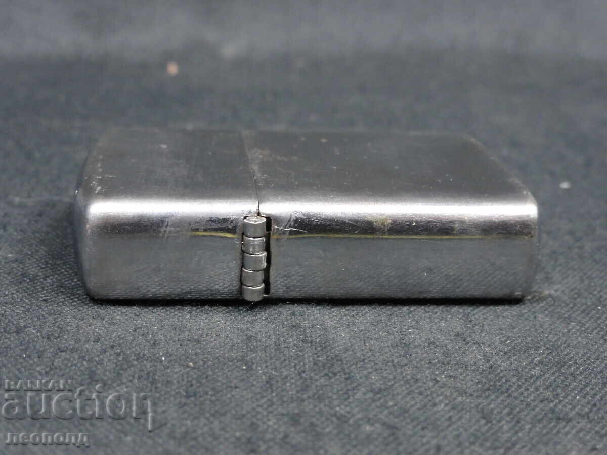 Аукцион СТАРА РЕТРО БЕНЗИНОВА ЗАПАЛКА PENGUIN JAPAN