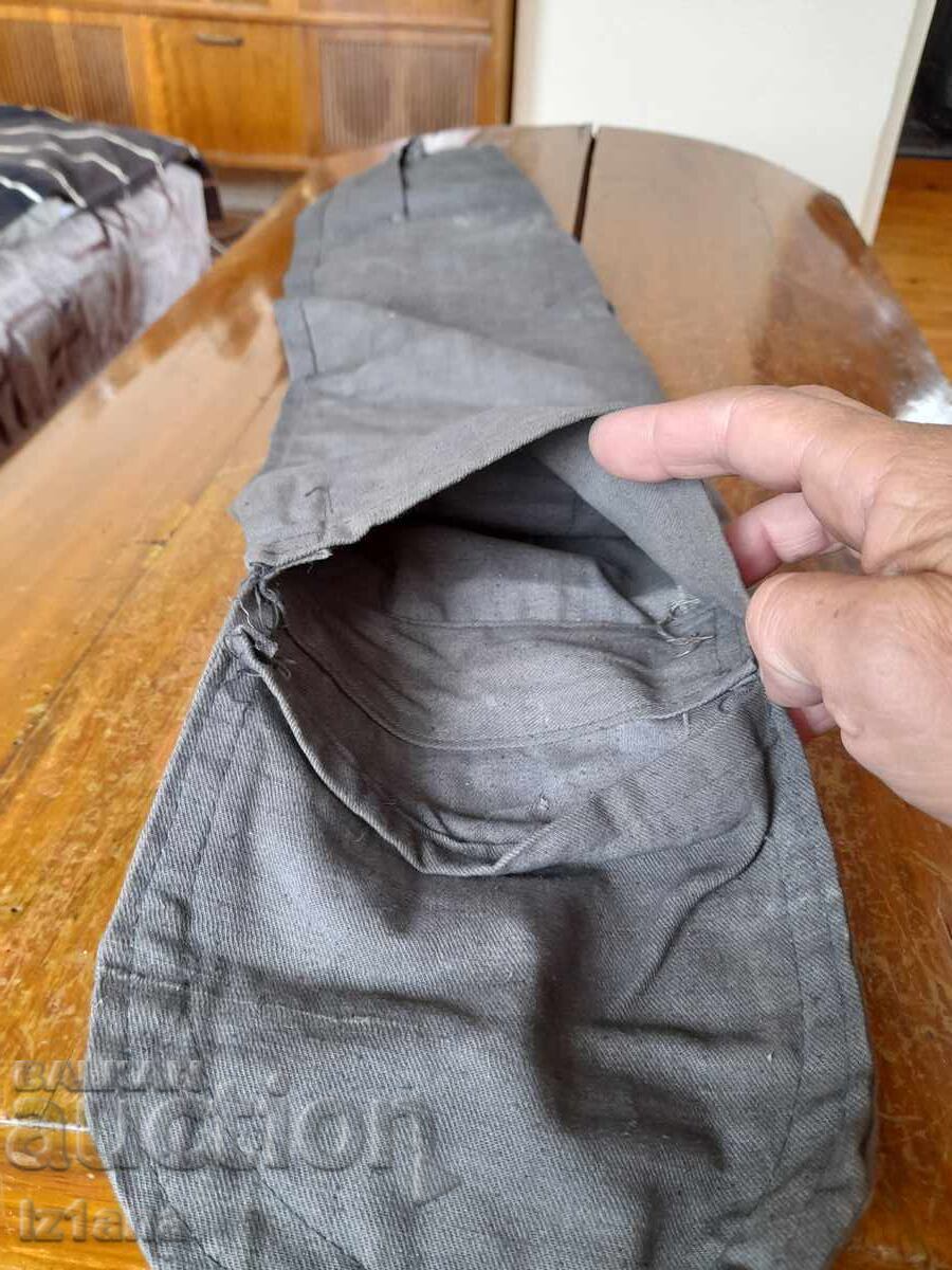 Husa veche din pânză cerată - 7 Husa veche din pânză cerată - 7