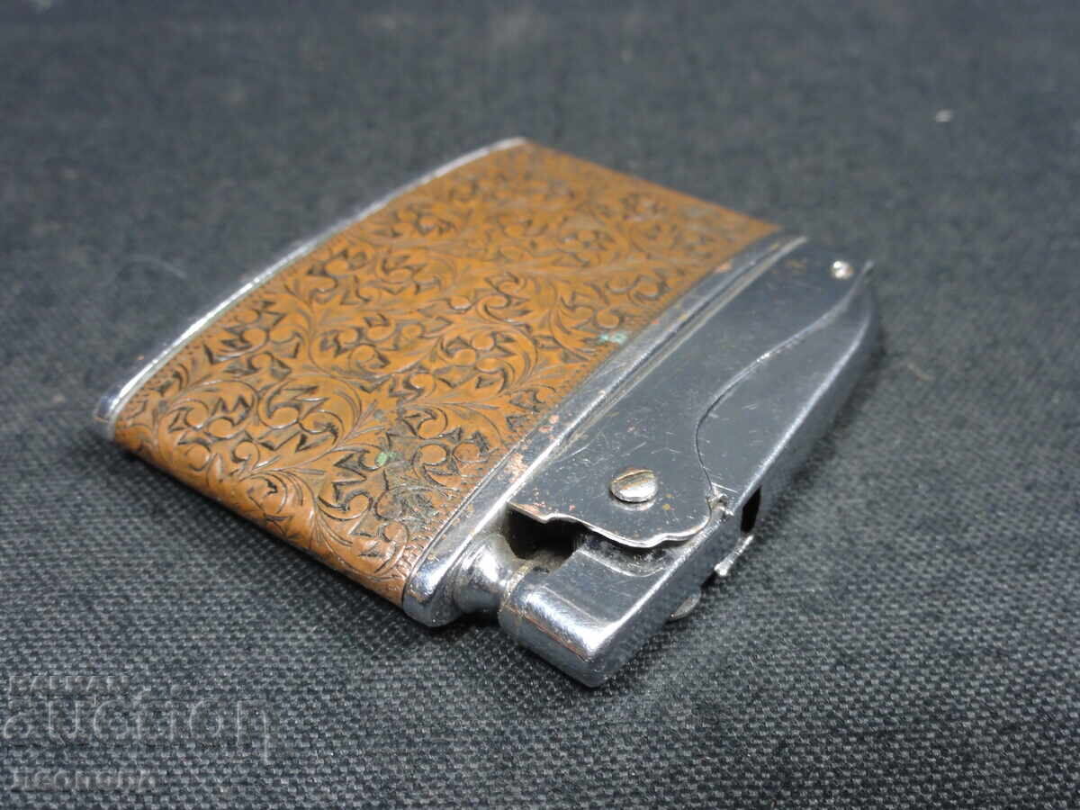 Livrarea Brichetă retro veche pe benzină LAMBERT AUTOMATIC JAPAN Livrarea Brichetă retro veche pe benzină LAMBERT AUTOMATIC JAPAN