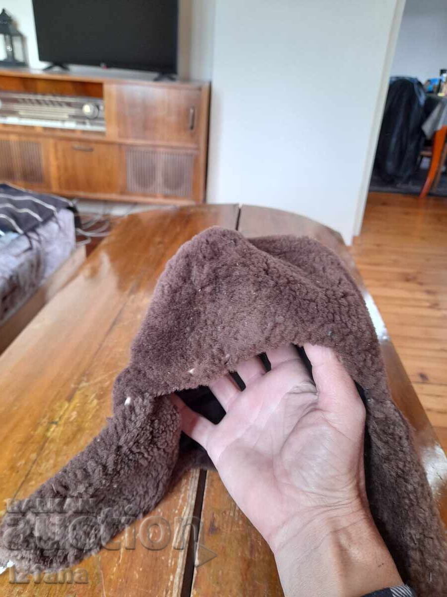 Old children's ushanka hat with price € 19.00 | 37.16 BGN Old children's ushanka hat with price € 19.00 | 37.16 BGN