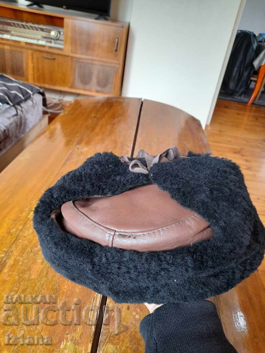 Δημοπρασία Παλιό καπέλο, ωτοασπίδα Δημοπρασία Παλιό καπέλο, ωτοασπίδα