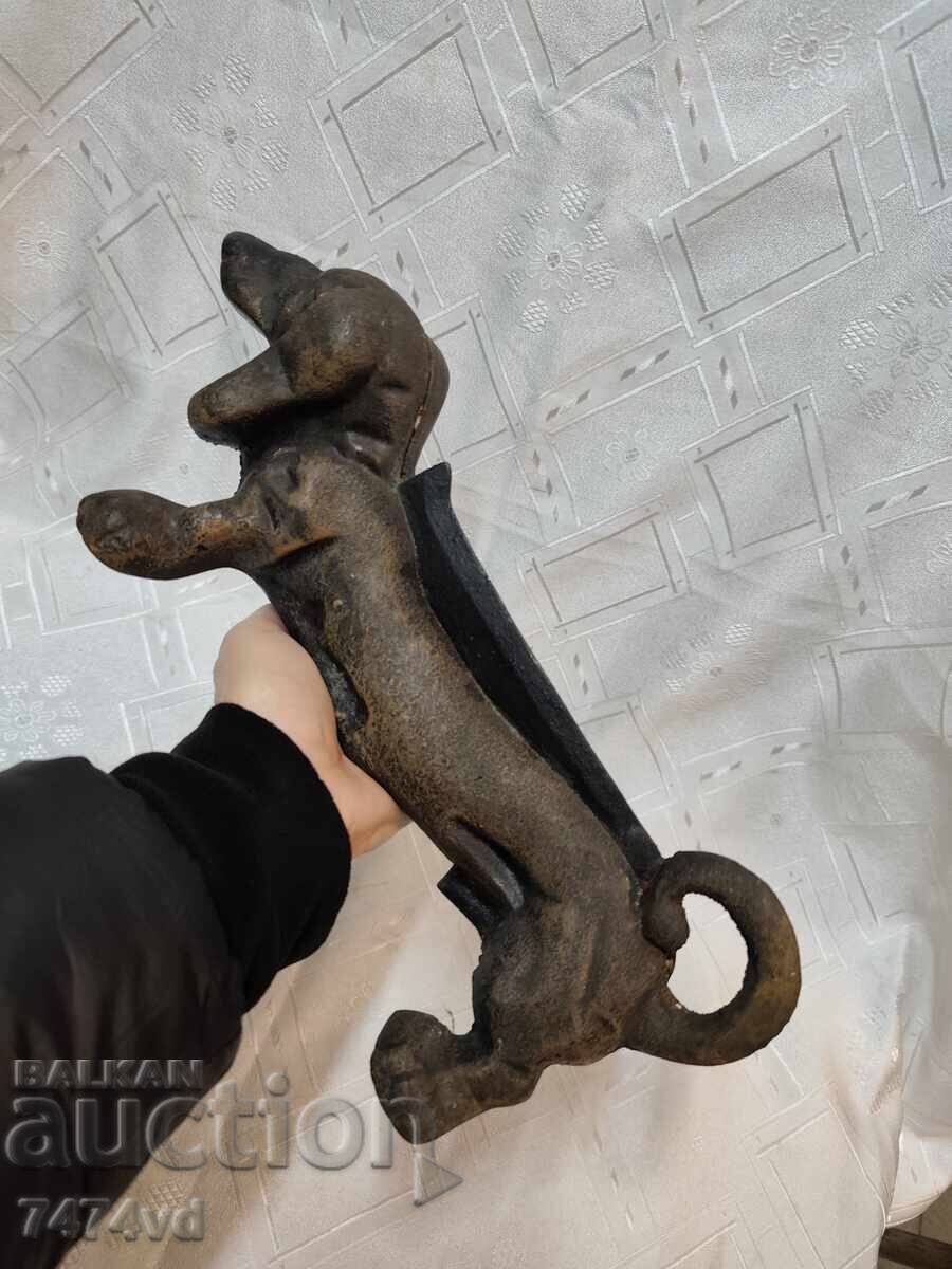 Δημοπρασία Παλιά, στιβαρή, μαντεμένια σκαλιστήρα παπουτσιών σκύλος 1900 Δημοπρασία Παλιά, στιβαρή, μαντεμένια σκαλιστήρα παπουτσιών σκύλος 1900