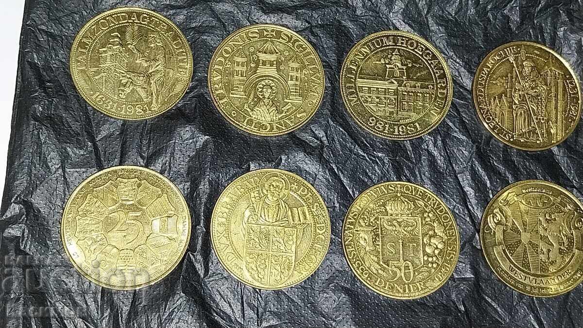 Gold-plated Jubilee Plaques from the Kingdom of Belgium, various designs - 5 Gold-plated Jubilee Plaques from the Kingdom of Belgium, various designs - 5