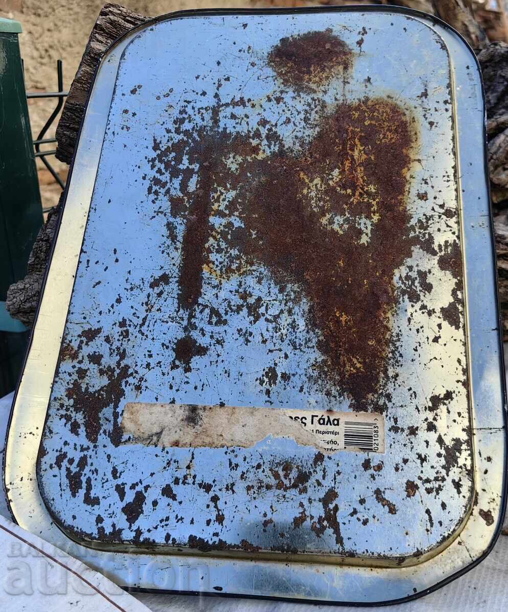 STAR METAL TRAY NESTLE NESTLE CHOCOLAT with price € 13.00 | 25.43 BGN