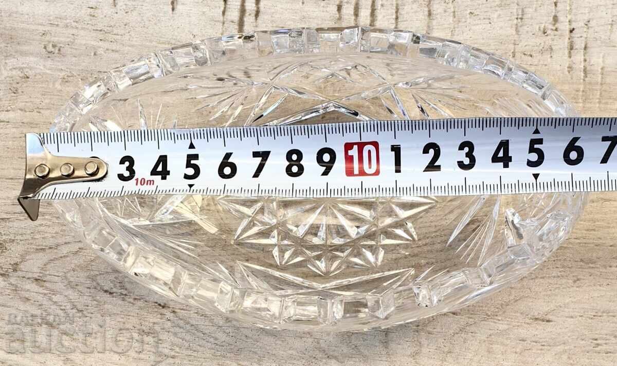 Delivery of OLD CRYSTAL BOWL FRUIT BOWL Delivery of OLD CRYSTAL BOWL FRUIT BOWL