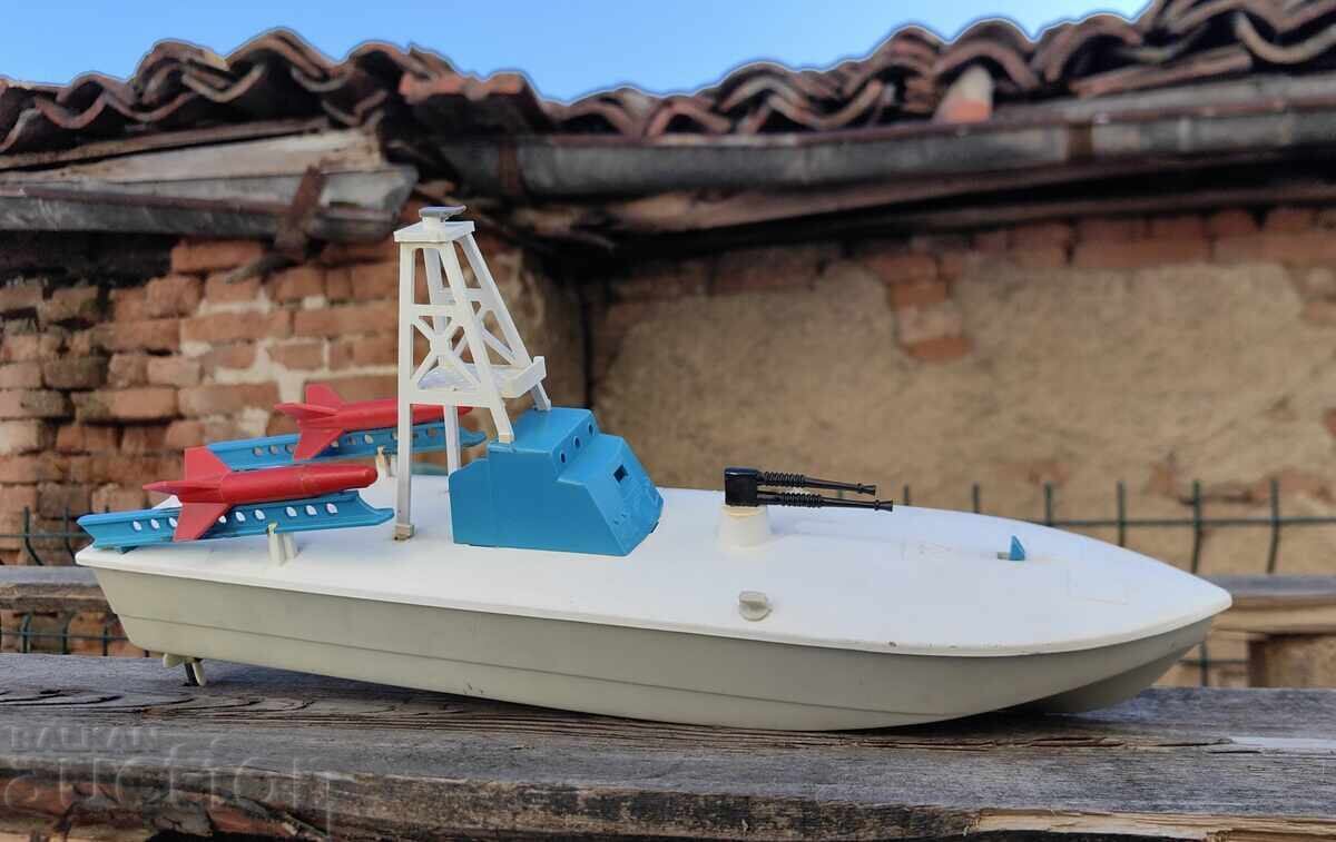 ΣΟΤΣ ΠΛΑΣΤΙΚΟ ΠΑΙΔΙΚΟ ΠΑΙΧΝΙΔΙ ΚΑΤΕΡΙ ΚΑΡΑΒΙ ΜΕ ΕΛΛΕΙΨΕΙΣ