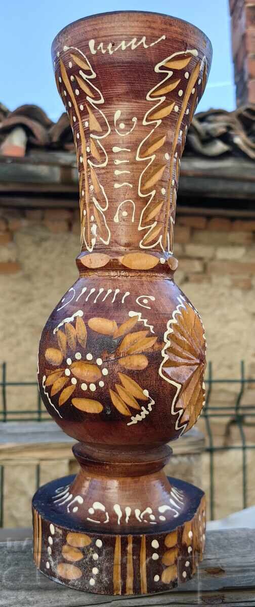 Auction  LARGE WOODEN VASE