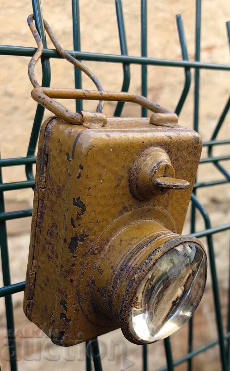 Auction Rare old flashlight, unclear working condition Auction Rare old flashlight, unclear working condition