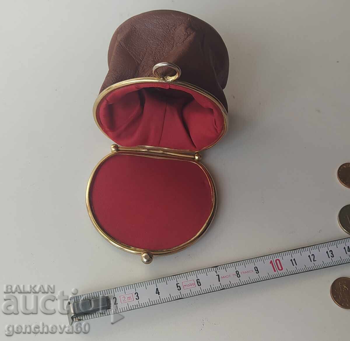 Σπάνια εύρεση πορτοφολιού για κέρματα από δέρμα φιδιού με τιμή € 30.00 | 58.67 BGN Σπάνια εύρεση πορτοφολιού για κέρματα από δέρμα φιδιού με τιμή € 30.00 | 58.67 BGN