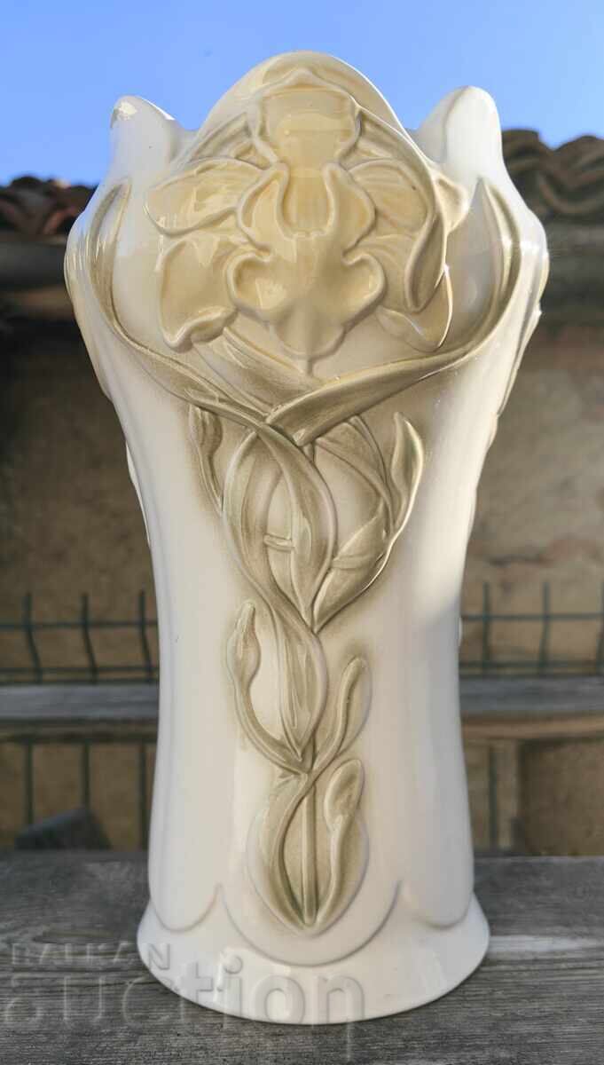 ПОРЦЕЛАНОВА ОСНОВА СТОЙКА ЗА НАСТОЛНА ЛАМПА ПОРЦЕЛАНОВА ОСНОВА СТОЙКА ЗА НАСТОЛНА ЛАМПА