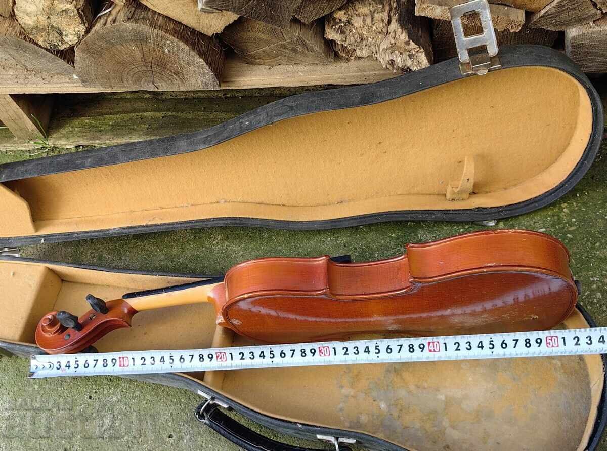 CUTIE DE VIOARĂ PENTRU RESTAURARE SAU DECOR INTERIOR - 5 CUTIE DE VIOARĂ PENTRU RESTAURARE SAU DECOR INTERIOR - 5