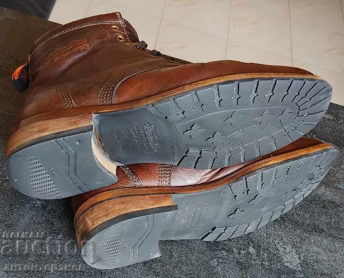 Men's boots, leather, size 42.5, by the brand Superdry Men's boots, leather, size 42.5, by the brand Superdry