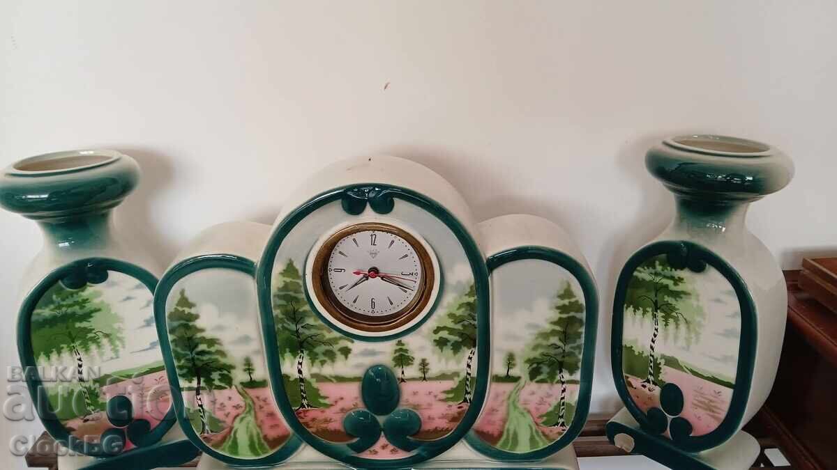 Ceas de șemineu Artdeco cu vaze