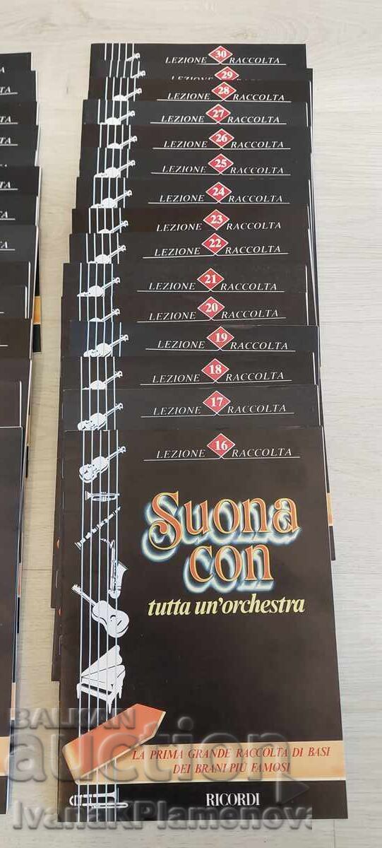 Auction  Music scores, 30 pieces in a folder for connoisseurs
