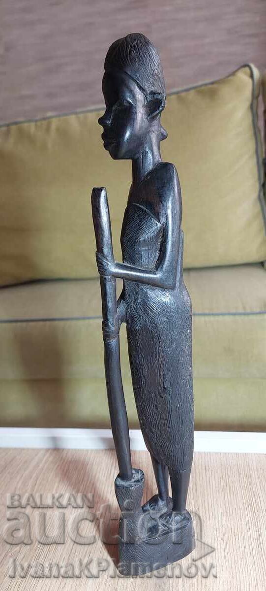 Licitație Sculptură în lemn masiv pentru cunoscători 38cm