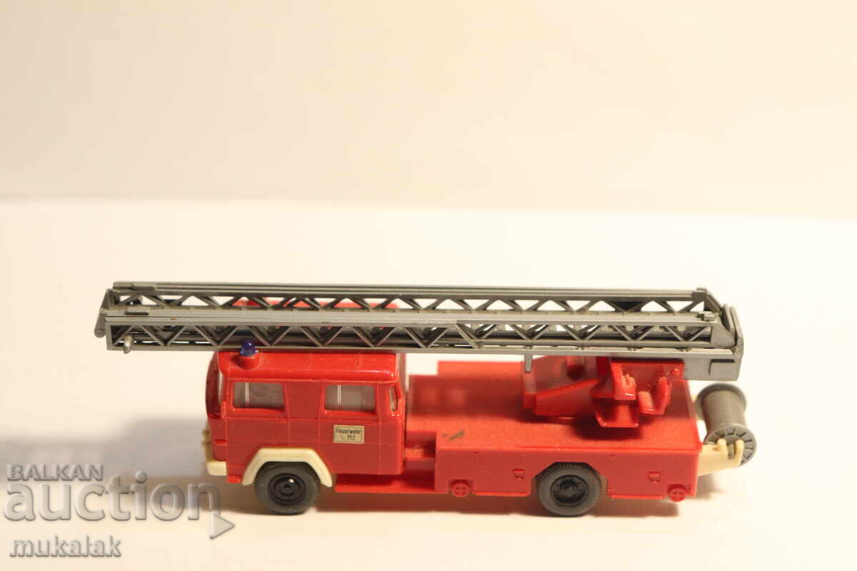 WIKING  1:87 H0  MAGIRUS  ПОЖАРНА  КАМИОН  МОДЕЛ КОЛИЧКА с цена € 5.00 | 9.78 лв.