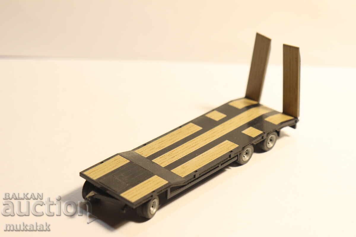 HERPA  1:87 H0 РЕМАРКЕ   КАМИОН  МОДЕЛ КОЛИЧКА с цена € 8.50 | 16.62 лв.