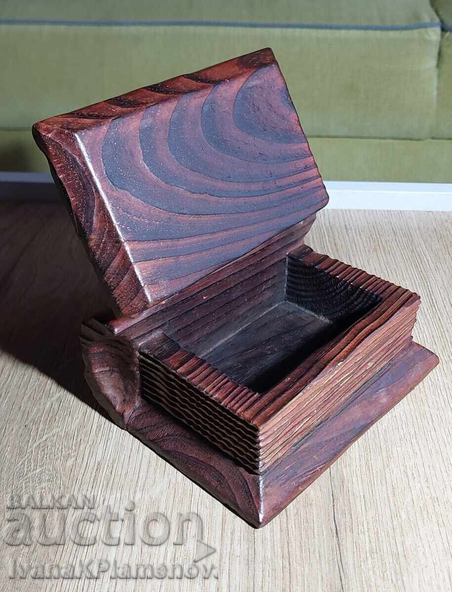 Licitație Cutie din lemn pentru colecționari, excelentă