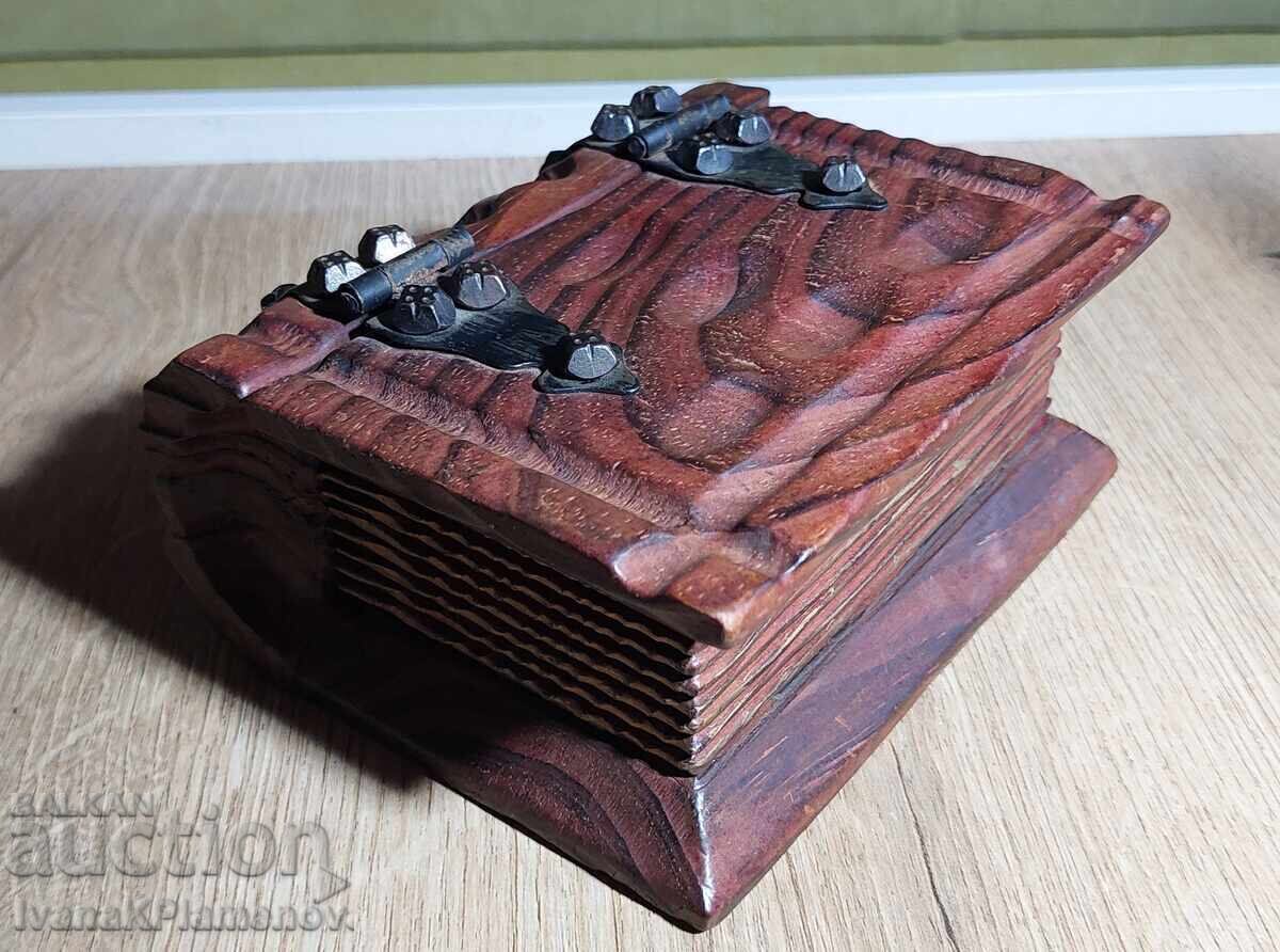 Cutie din lemn pentru colecționari, excelentă