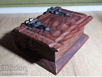 Cutie din lemn pentru colecționari, excelentă